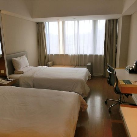 Ji Hotel Guangzhou Zhujiang New Town Luaran gambar