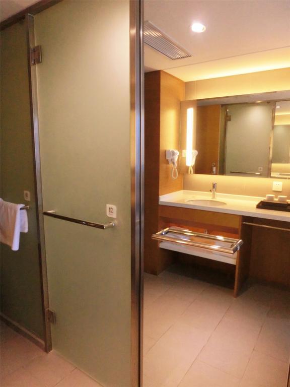 Ji Hotel Guangzhou Zhujiang New Town Bilik gambar
