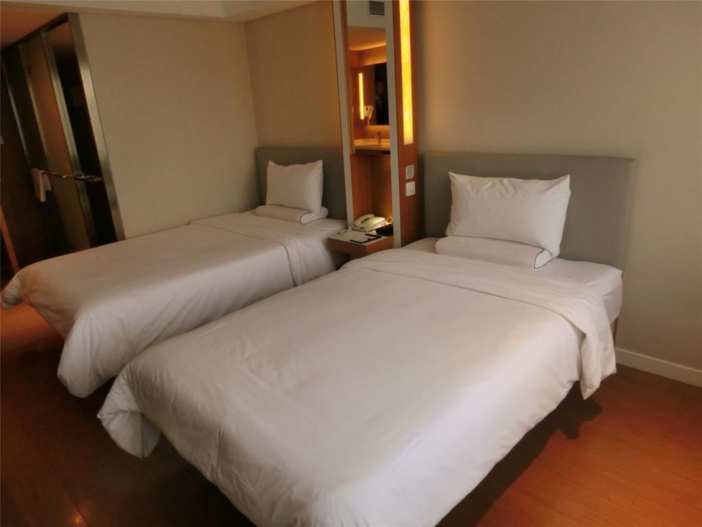 Ji Hotel Guangzhou Zhujiang New Town Luaran gambar